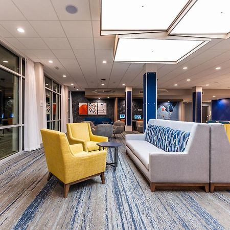 Holiday Inn Express & Suites Charlottesville By Ihg Kültér fotó