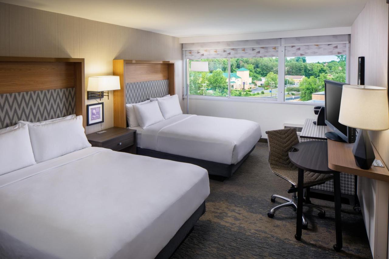Holiday Inn Express & Suites Charlottesville By Ihg Kültér fotó
