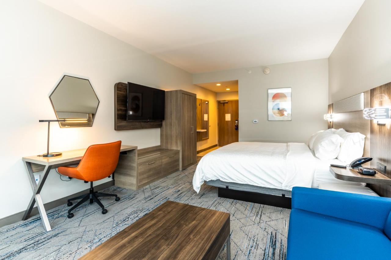 Holiday Inn Express & Suites Charlottesville By Ihg Kültér fotó