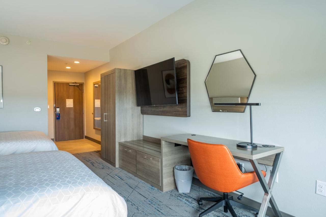 Holiday Inn Express & Suites Charlottesville By Ihg Kültér fotó