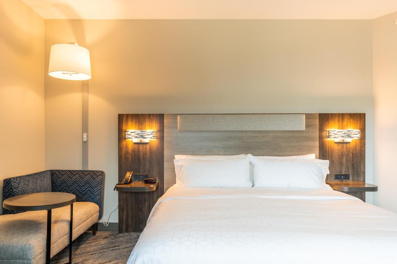 Holiday Inn Express & Suites Charlottesville By Ihg Kültér fotó